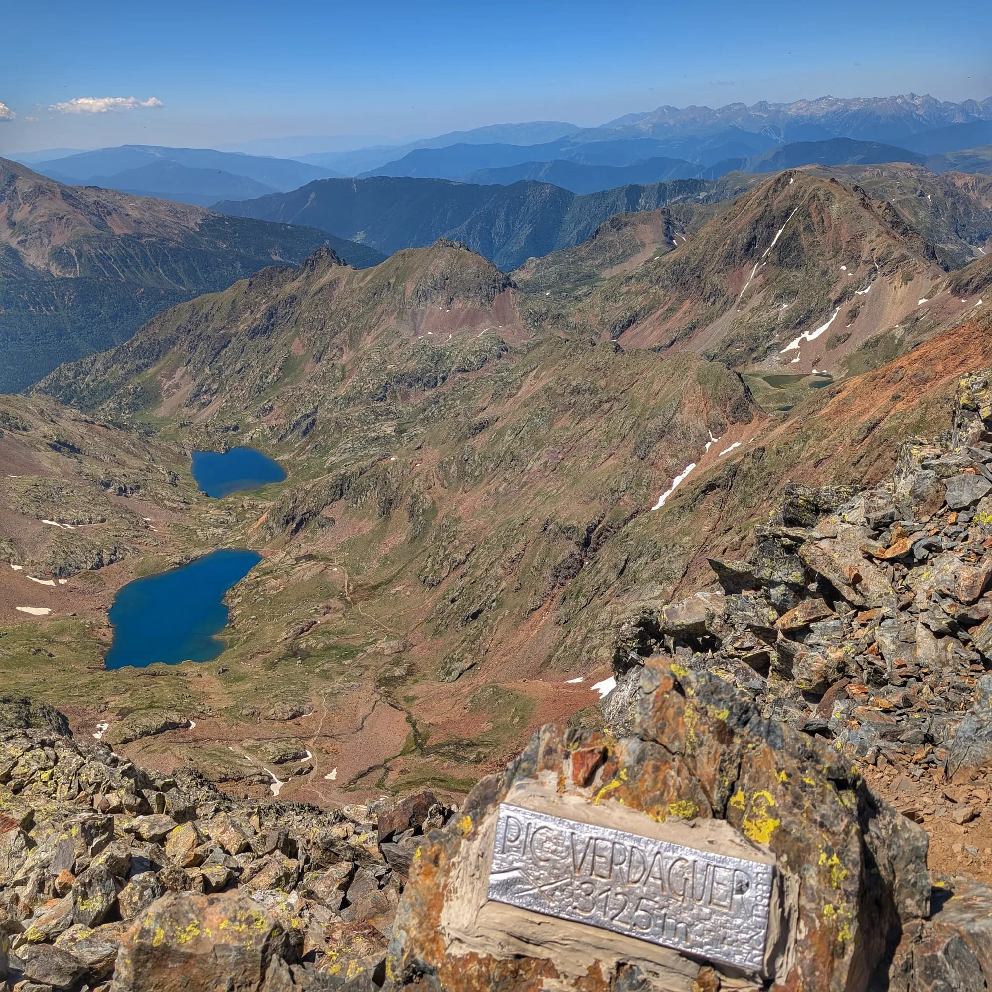 Pic Verdaguer mirant cap a Catalunya