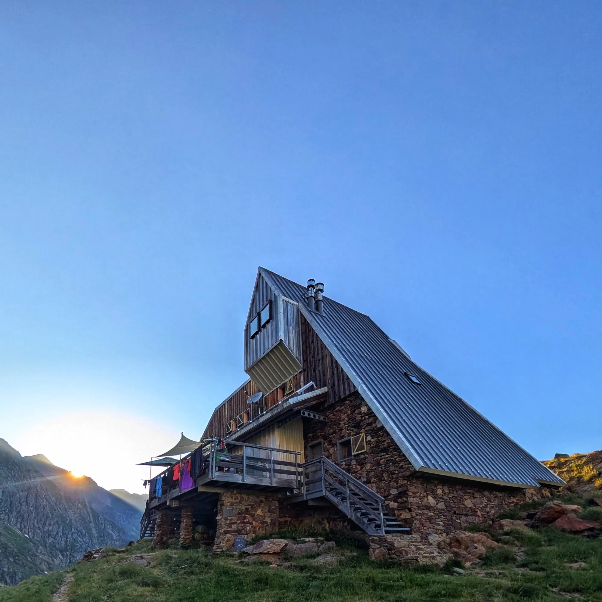 Refugi de Pinet 2.240 m