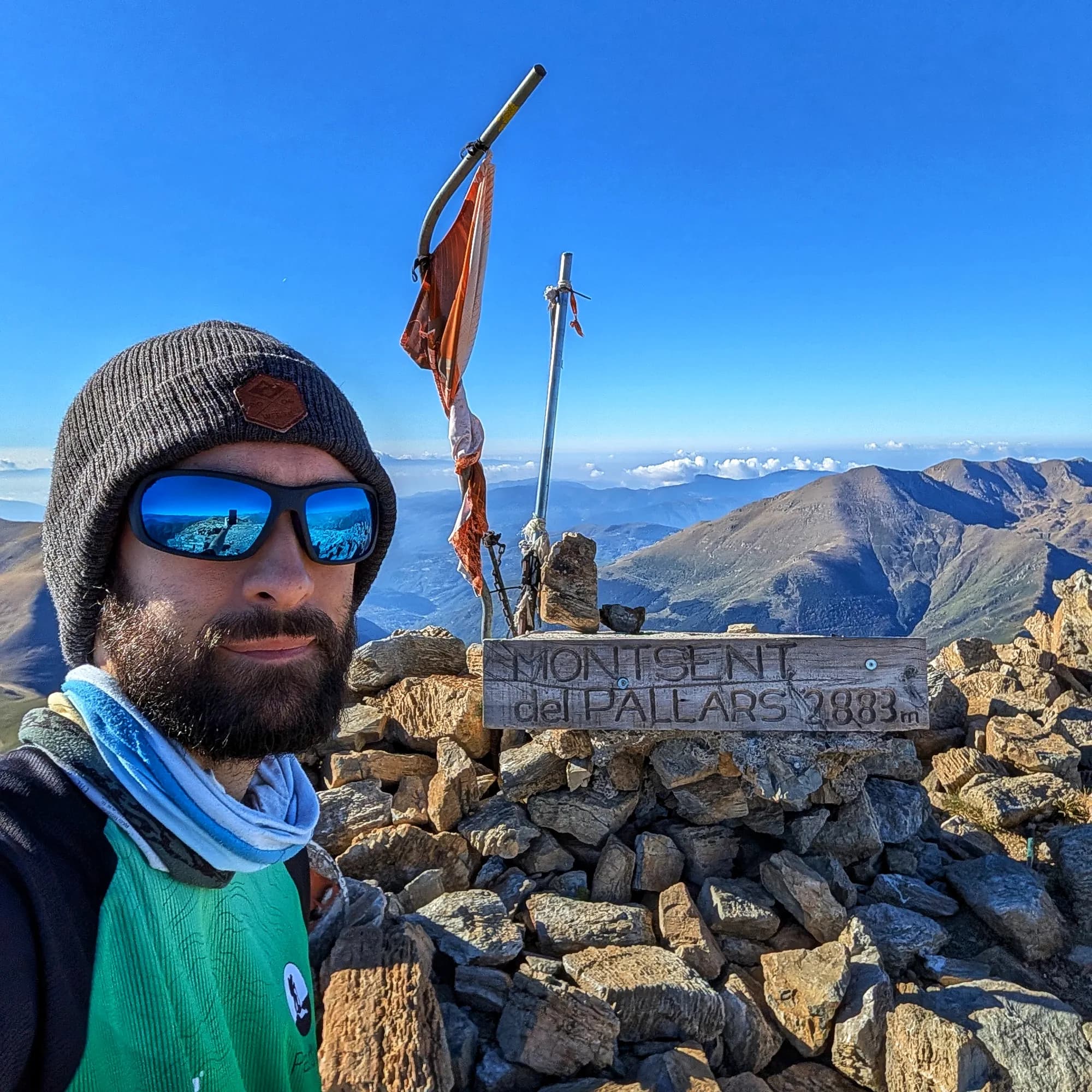 Cima del Montsent de Pallars. Cima del Montsent de Pallars.