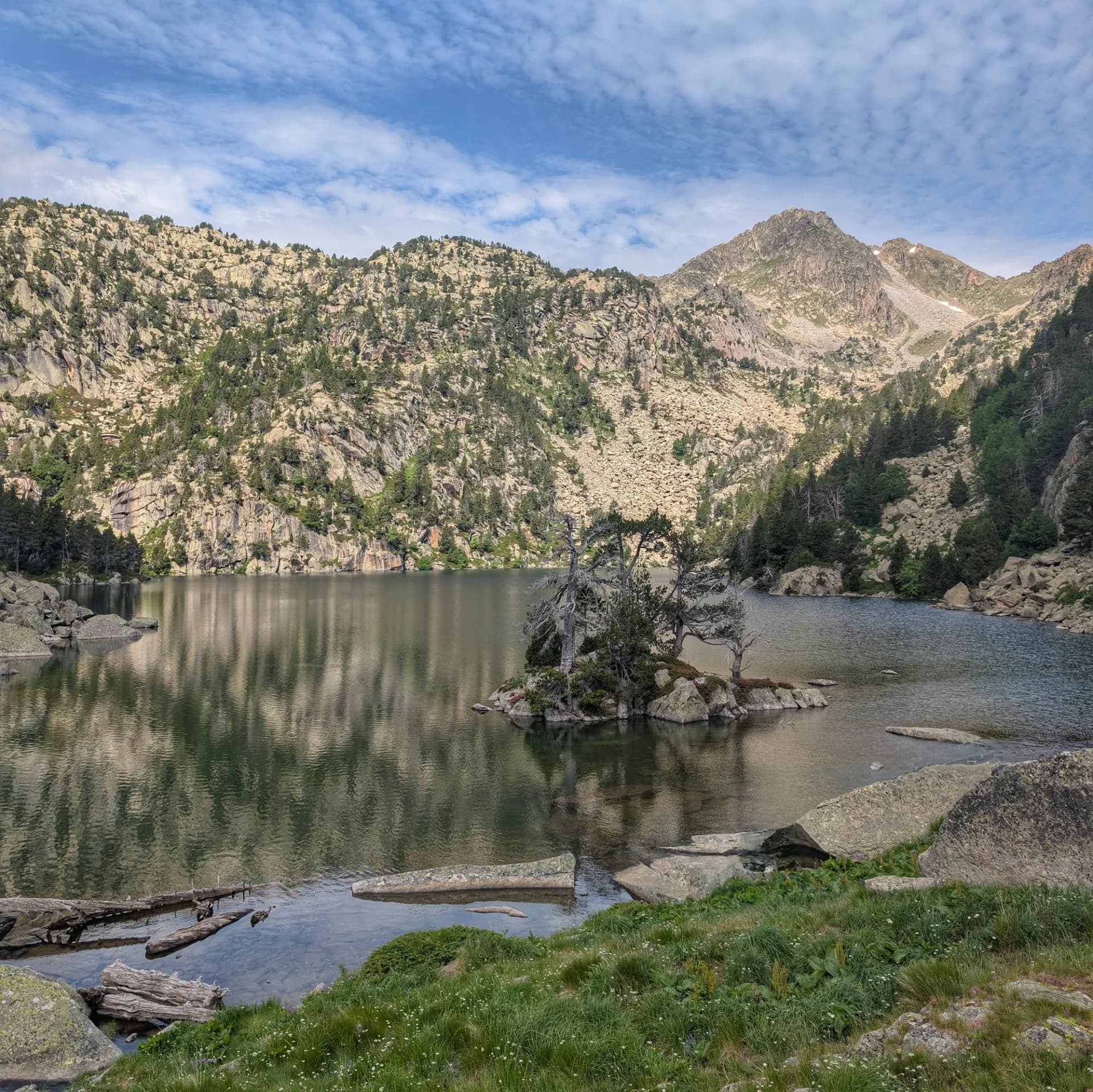 Estany Negre de Cabanes Estany Negre de Cabanes