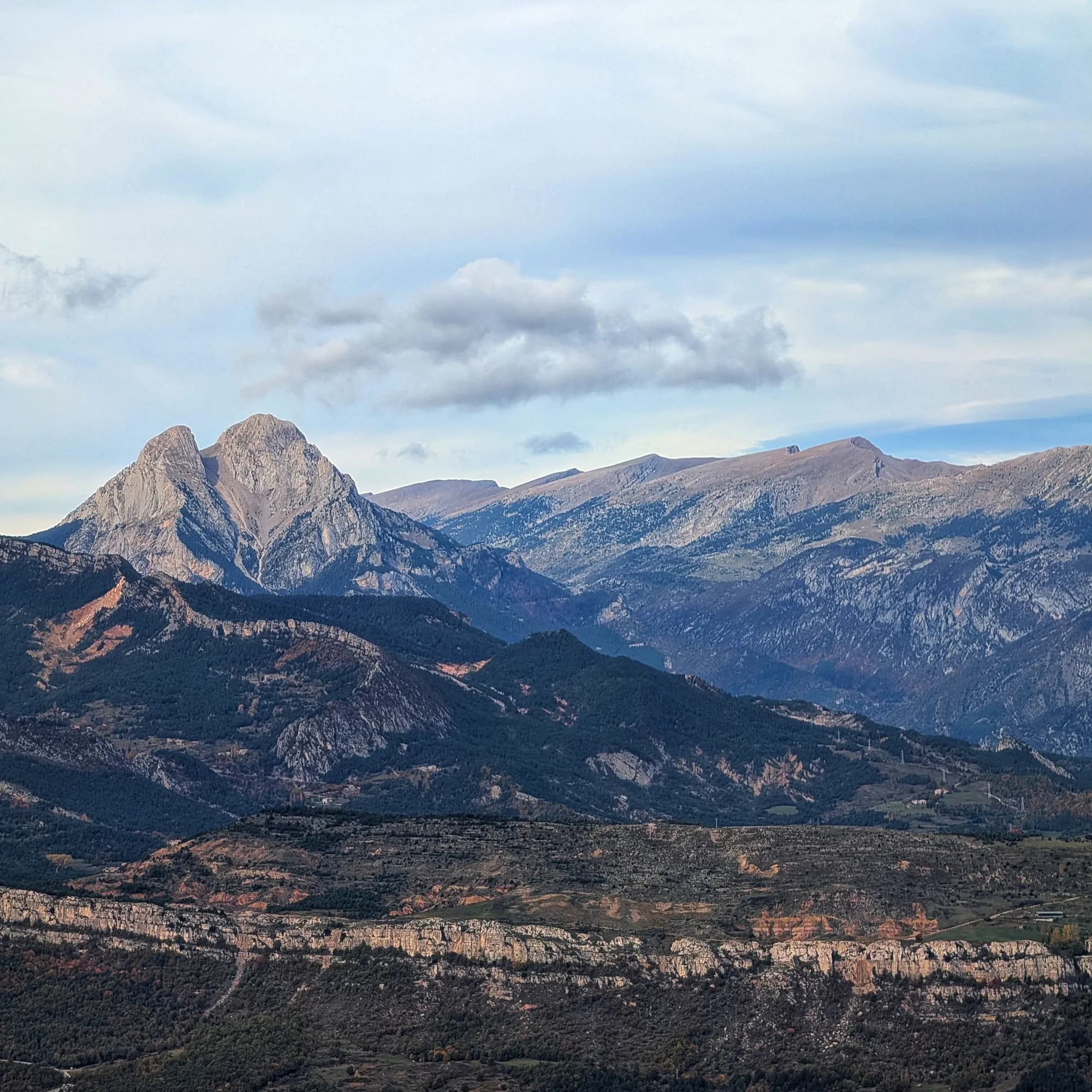 Views of Pedraforca and Cadí from Sobrepuny de Baix Clear views of Pedraforca and the Cadí Range from Sobrepuny de Baix.